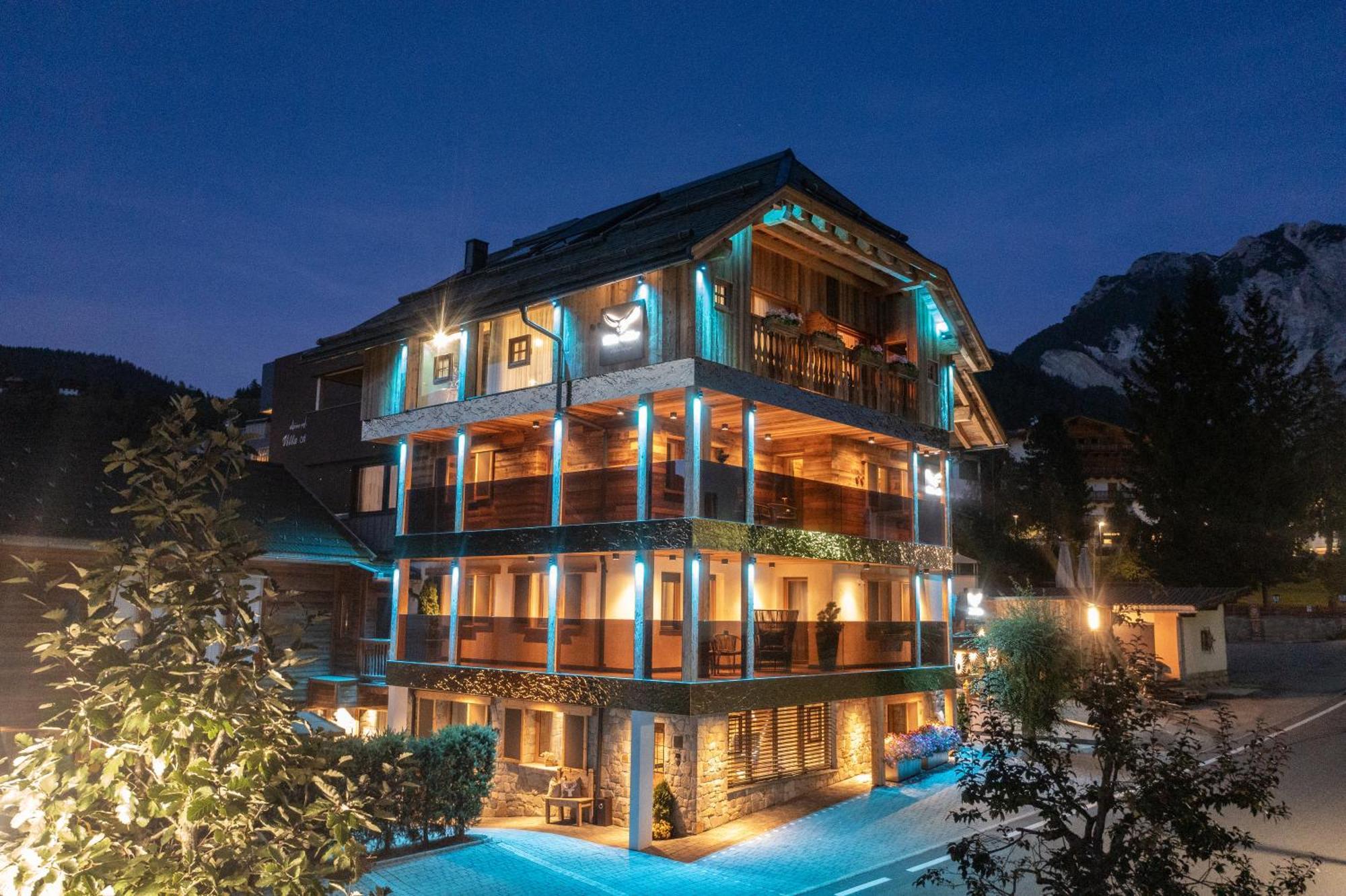 Alpine Adler Apartahotel
