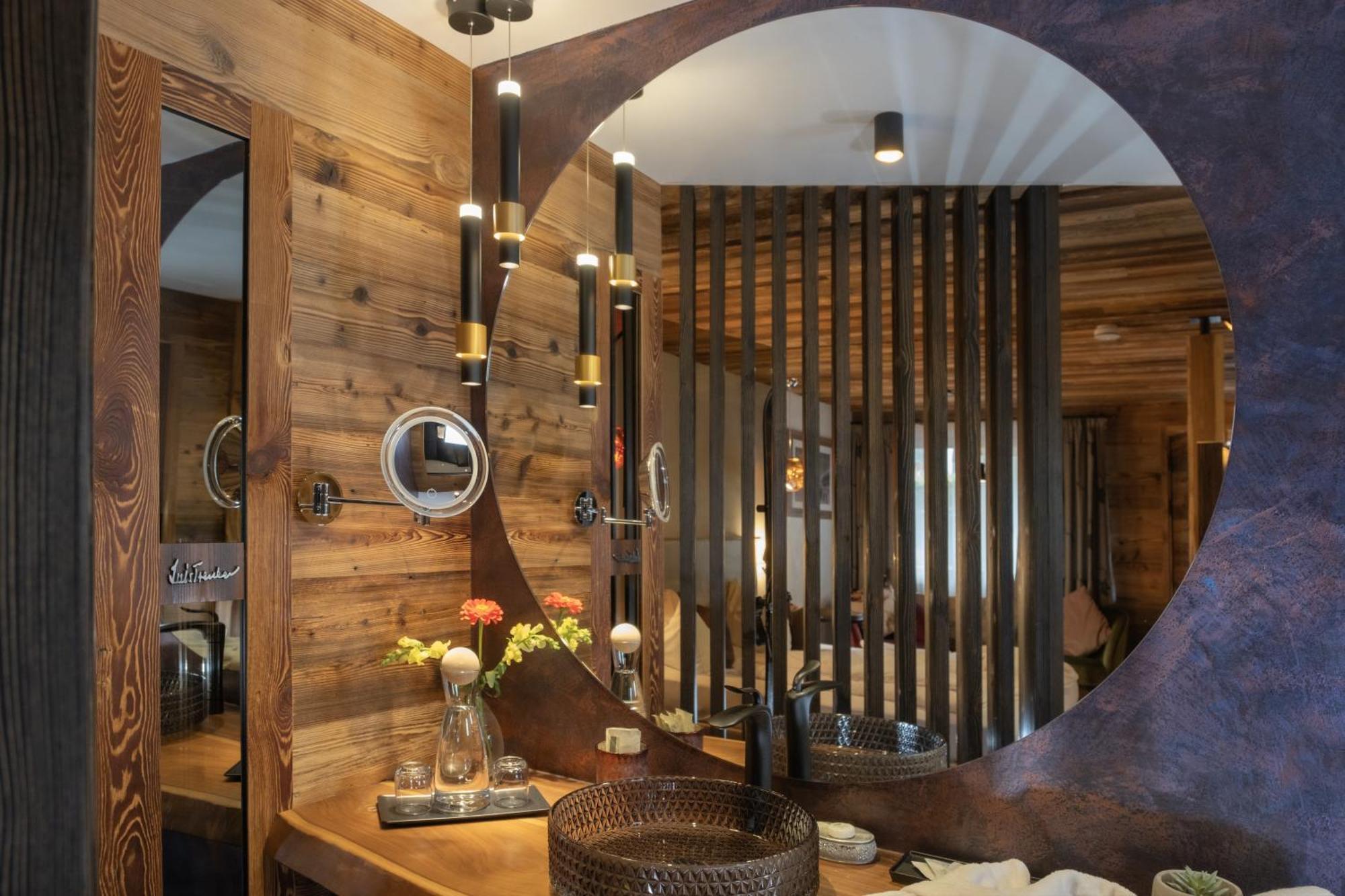 Apartahotel Alpine Adler