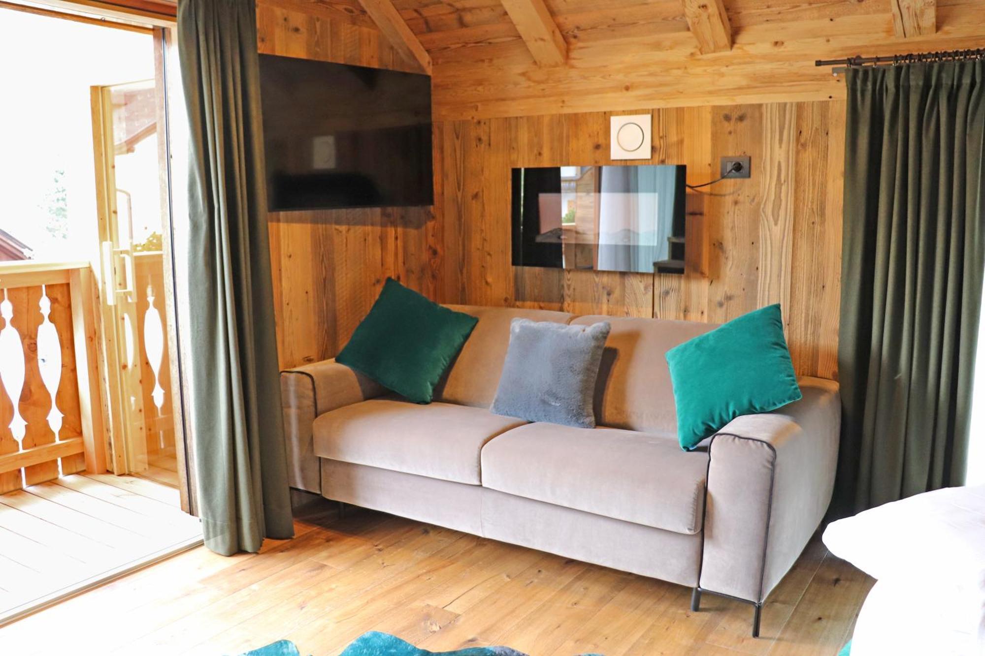 Apartahotel Alpine Adler 3*