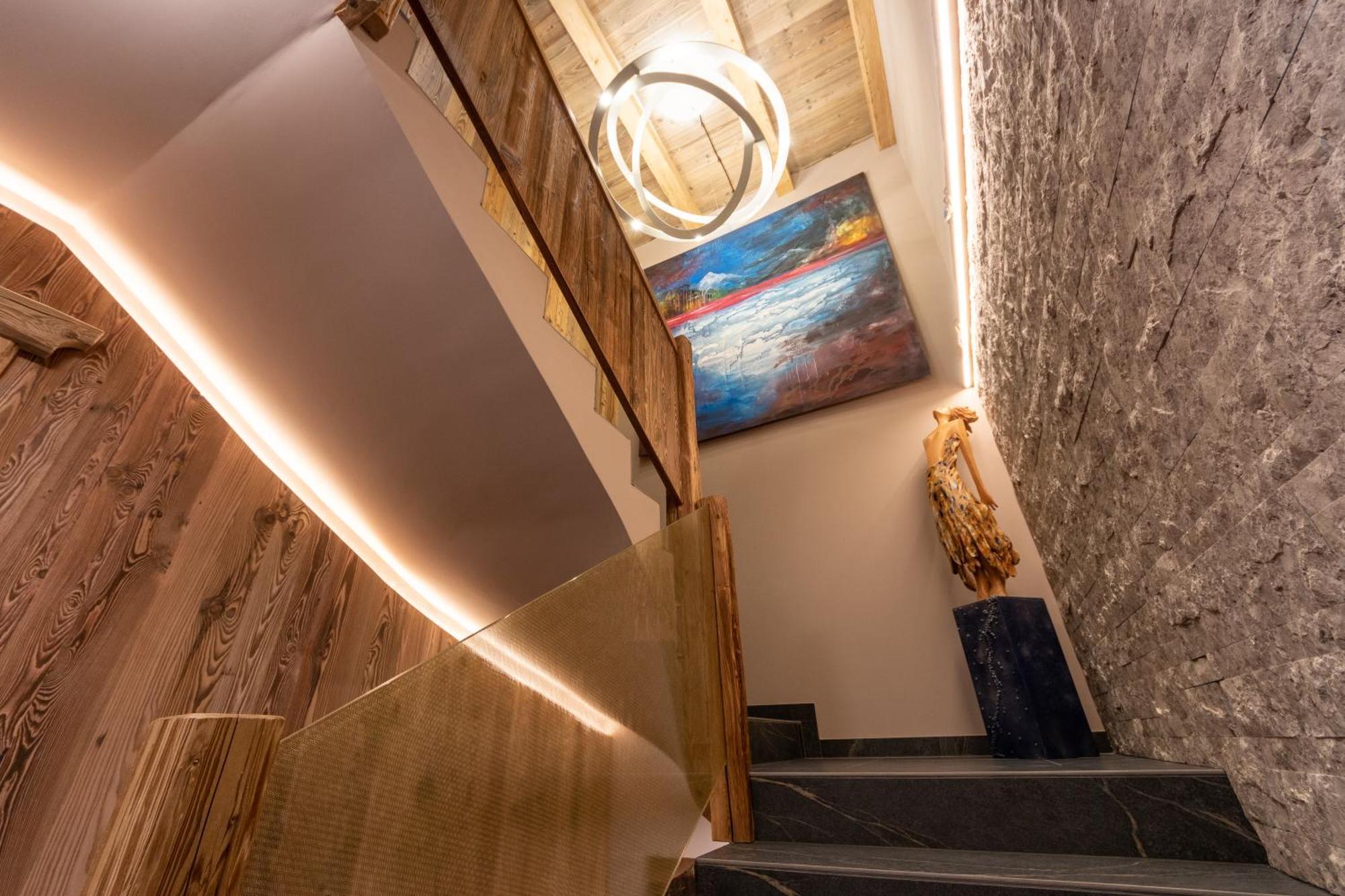 Alpine Adler Aparthotel 3*