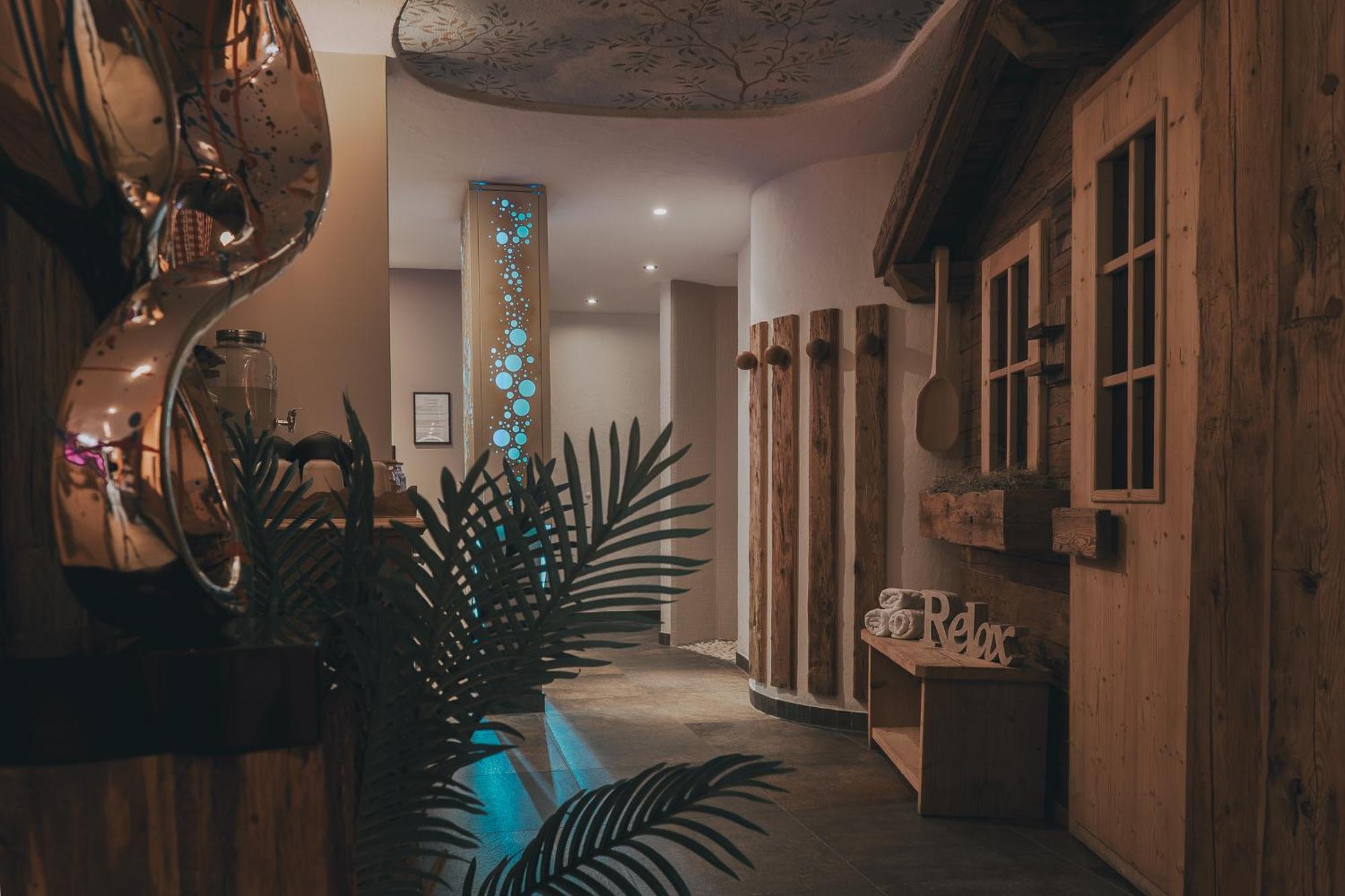 Alpine Adler Aparthotel San Vigilio Di Marebbe