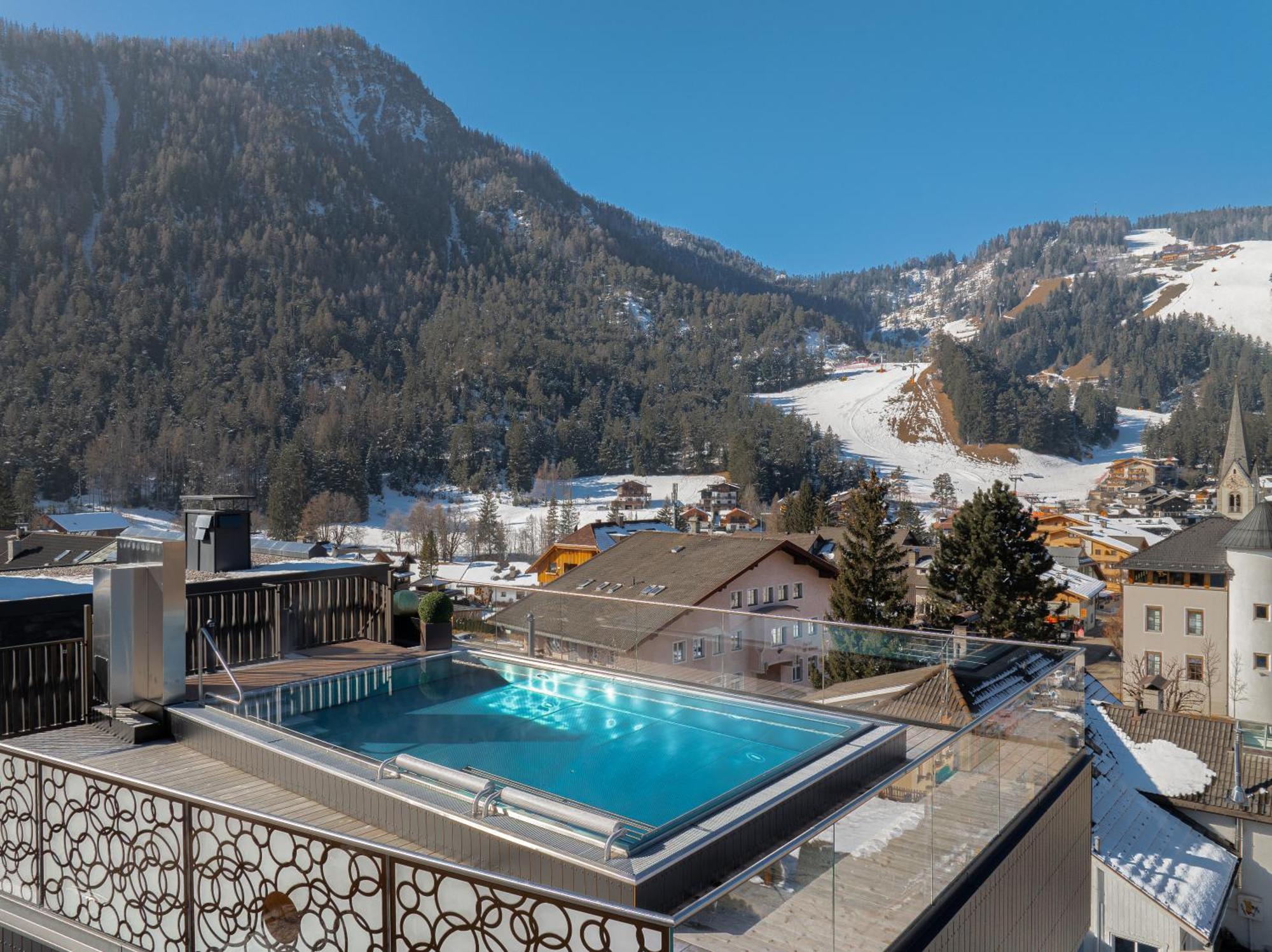 Aparthotel Alpine Adler